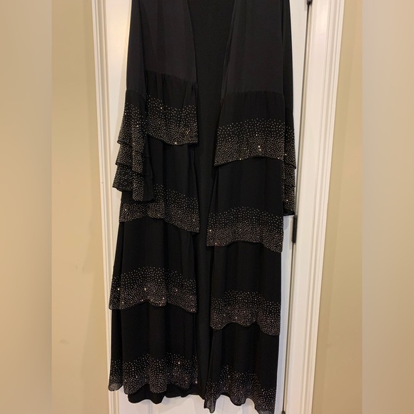 Black abaya with sequins - Picture 2 of 7